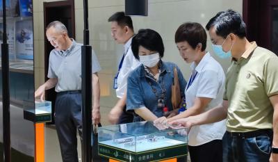 新民教育集團安徽合肥機電技師學院領(lǐng)導蒞臨我司參觀考察