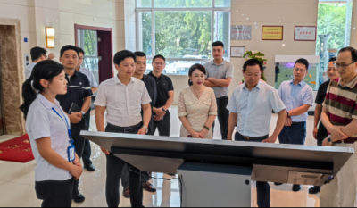 政企聯(lián)手強(qiáng)強(qiáng)合作，共同探索發(fā)展機(jī)遇——合肥市政協(xié)領(lǐng)導(dǎo)和企業(yè)家們蒞臨指導(dǎo)